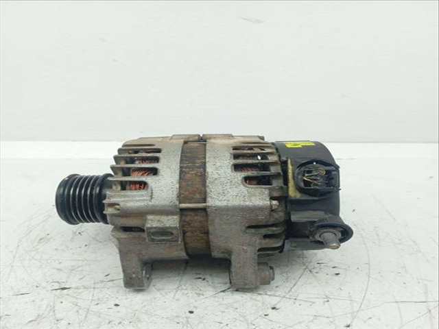 Foto 3ª: Alternador Hyundai ix35 TECNO STAR 2WD 116CV 85KW [D4FD] (2014)