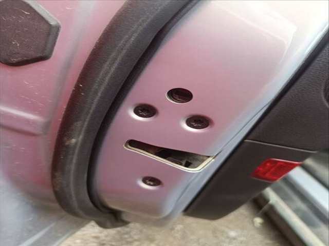Cerradura Puerta Delantera Izquierda Ford Focus TREND 125CV 92KW