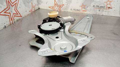 Foto 3ª: Elevalunas Manual Trasero Izquierdo Toyota Auris ADVANCE 112CV 82KW [N47C16A] (2015)