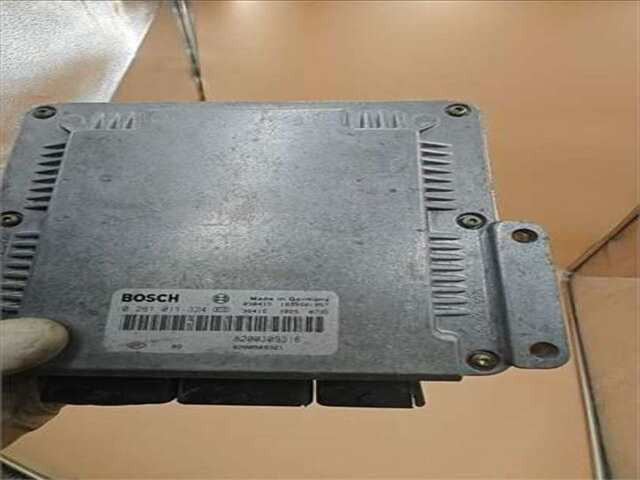 Centralita Motor ECU Renault Laguna 1.9 LUXE PRIVILEGE [1.9 LTR. - 96 KW DCI DIESEL FAP]