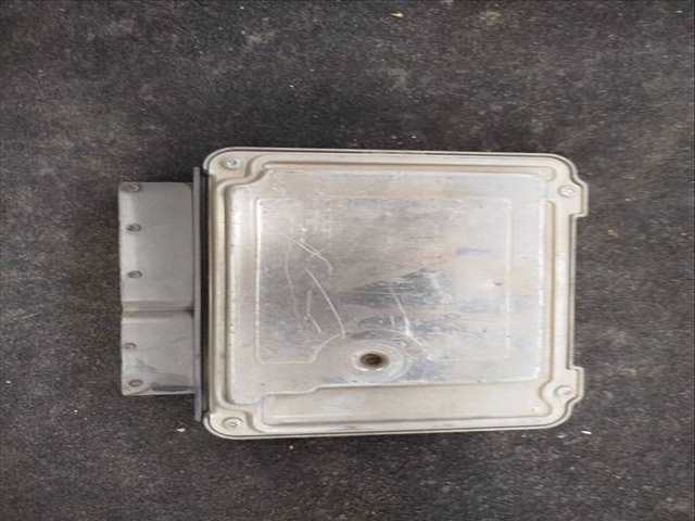 Foto 3ª: Centralita Motor ECU Volkswagen Caddy VERSION INDEFINIDA (2005)