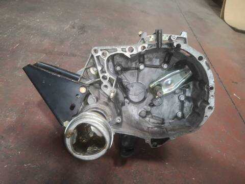 Foto 3ª: Caja Cambios Renault 5 1.4 G 110CV 81KW B/C40) C1J (1990)