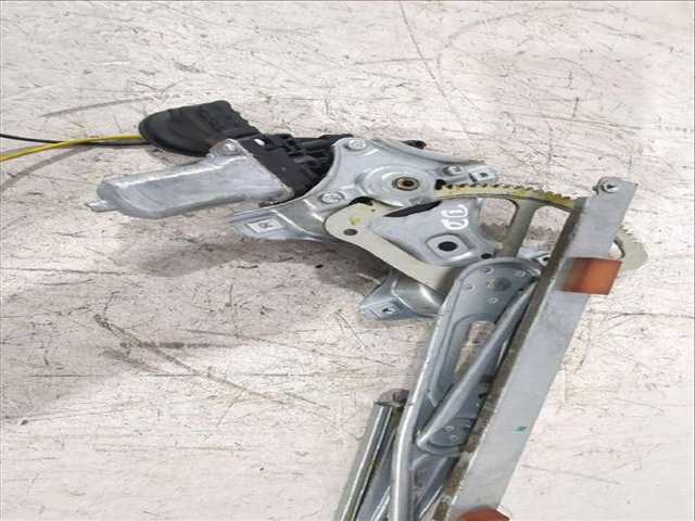 Foto 2ª: Elevalunas Eléctrico Delantero Derecho Toyota Auris 1.6 ZRE151_) 124CV [1ZR-FE] (2006)