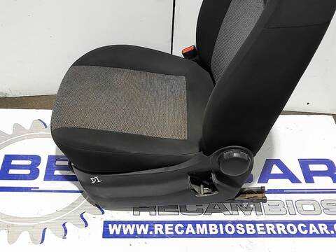 Foto 2ª: Asiento Delantero Izquierdo Fiat Doblo 1.3 16V M-JET CAT 95CV [330A1000] (2015)
