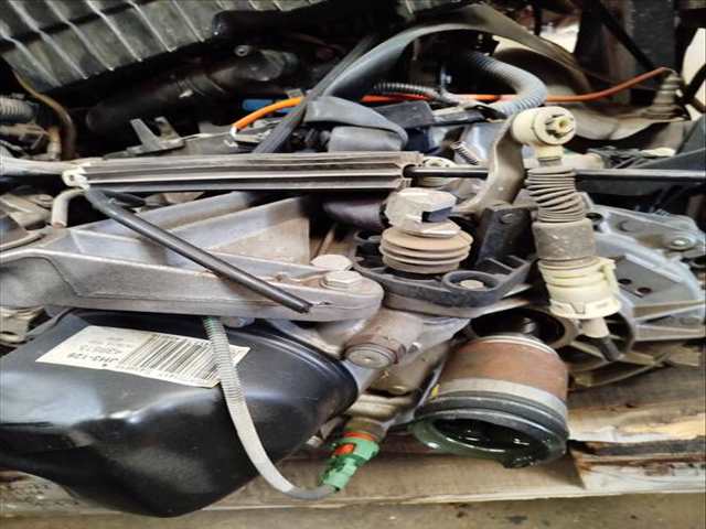 Foto 2ª: Caja Cambios Renault Clio VERSION INDEFINIDA