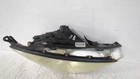 Foto 3ª: Faro Derecho Ford Focus 1.8 TDCI 100CV [FFDA] (1998)