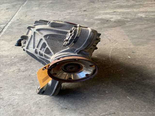 Foto 2ª: Diferencial Trasero Jaguar F Pace 2.0 TD4 4WD 179CV 0CV X761) [204DTD] (2016)