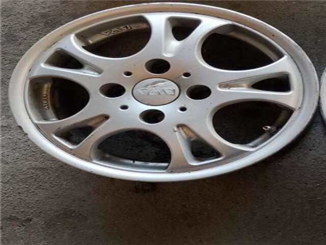 Foto 3ª: Juego LLantas Ford Fiesta 