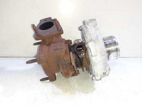 Foto 2ª: Turbocompresor Renault Trafic 2.0 DCI DIESEL CAT 114CV 84KW CAJA CERRADA (2010)