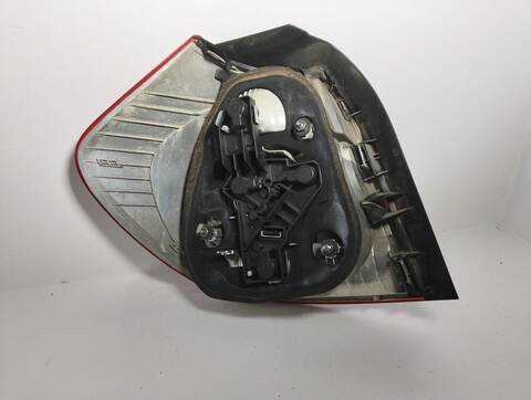Foto 2ª: Piloto Trasero Derecho Bmw Serie 1 114 120D 2 16V DIESEL 163CV (2004)