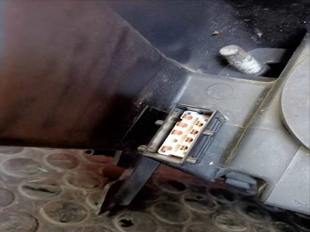 Foto 3ª: Faro Izquierdo Peugeot 407 BUSINESS LINE 109CV (2004)