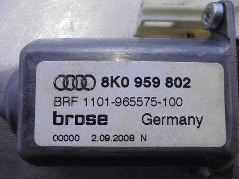Foto 3ª: Elevalunas Eléctrico Delantero Izquierdo Audi A4 BASICO AVANT 143CV 105KW [CAG] (2008)