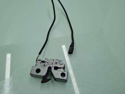Foto 3ª: Cerradura Capot Seat Ateca 1.0 TSI 110CV 81KW [DLAA] (2023)
