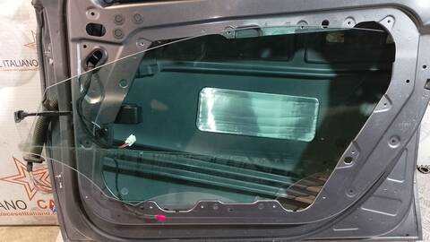 Foto 4ª: Puerta Delantera Derecha Mercedes Clase A 140 A 200 177.087) 163CV 120KW (2018)