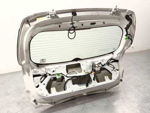 Foto 4ª: Portón Kia Stonic 1.0 T-GDI 101CV 74KW [G3LF] (2025)