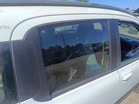 Foto 1ª: Luna Trasera Derecha Fiat Panda 1.2 G 69CV 51KW 519) VAN 169A4000 (2013)