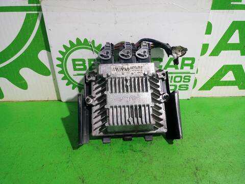 Foto 1ª: Centralita Motor ECU Citroen C3 1.4 HDI SX 68CV [8HXDV4TD] (1995)