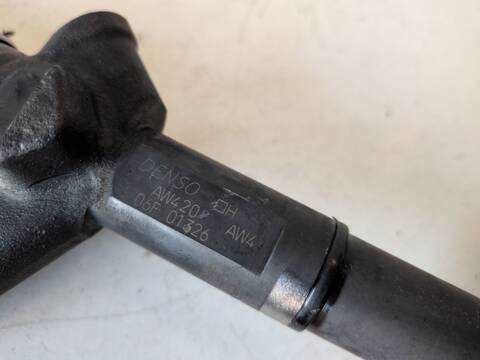 Foto 3ª: Inyectores Nissan Primera YD22 BERLINA (2004)