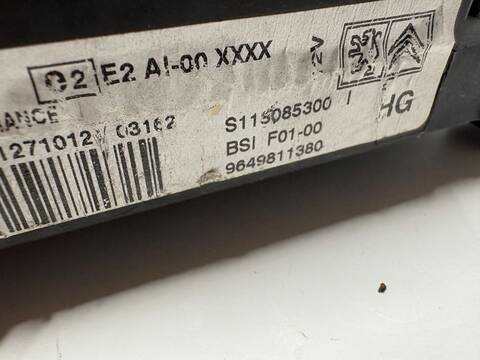 Foto 2ª: Caja Reles Fusibles Citroen C3 VERSION INDEFINIDA