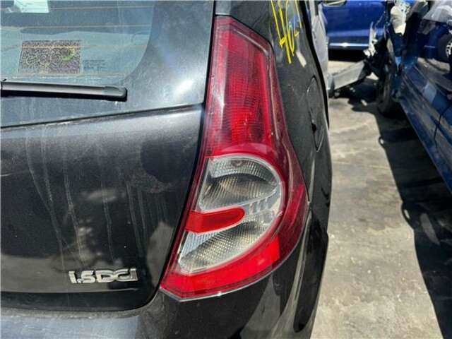 Piloto Trasero Derecho Dacia Sandero 1.5 AMBIANCE [1.5 LTR. - 50 KW DCI DIESEL CAT]