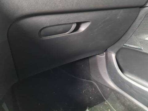 Guantera Citroen C4 EXCLUSIVE 112CV 82KW