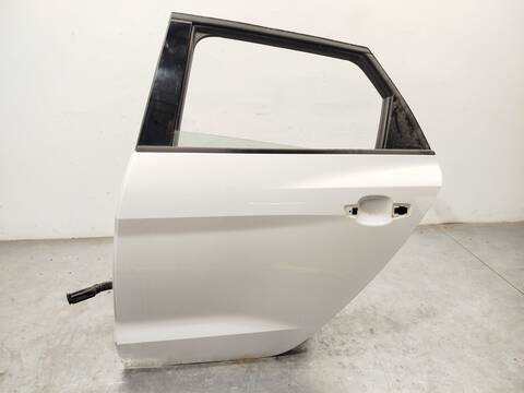 Puerta Trasera Izquierda Audi A1 30 TFSI 110CV 81KW