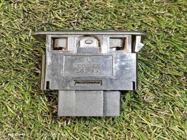 Foto 2ª: Mando Regulador Asientos Nissan Patrol 2.8 TD Y61 TD6 [RD28ETI] (1999)