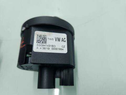 Foto 3ª: Mando Luces Volkswagen Tiguan ADVANCE 4MOTION 150CV 110KW [DFGA] (2020)