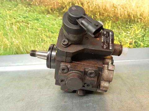 Foto 2ª: Bomba Inyeccion Hyundai i30 1.6 CRDI CAT 116CV 85KW [D4FB] (2007)