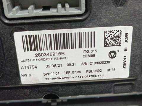 Foto 3ª: Sistema GPS Renault Clio EXPERIENCE 101CV 74KW [K9K876] (2021)