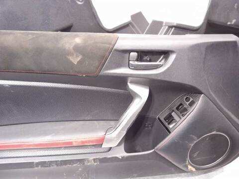 Foto 4ª: Asientos Traseros Toyota GT86 2.0 G 200CV 147KW SPORT [FA20] (2016)