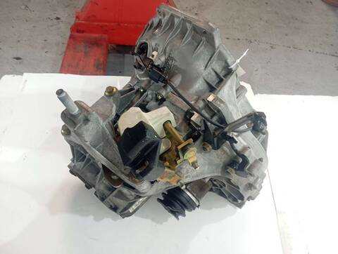 Foto 3ª: Caja Cambios Ford Focus AMBIENTE BERLINA 90CV 66KW (2001)