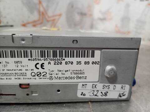 Foto 4ª: Sistema GPS Mercedes Clase E 180 E 320 CDI 211.026) BERLINA 204CV 150KW [648961] (2005)