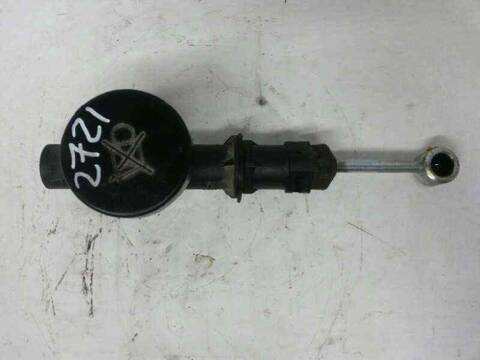 Foto 3ª: Bomba Embrague Iveco Daily EINZELKABINE 35 C... RADSTAND 4100 146CV 107KW [F1CE3481J·B] (2013)