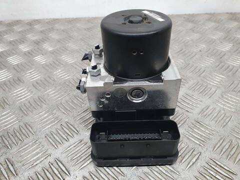 Foto 2ª: Abs Volvo V40 MOMENTUM 177CV 130KW [D5204T4] (2013)