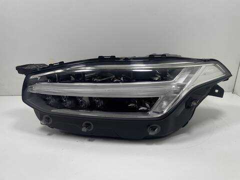 Faro Izquierdo Volvo XC 90 D4204T14