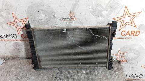 Foto 4ª: Radiador Motor Mercedes Clase C 160 C 220 CDI 203.706) COUPE 143CV 105KW [OM646962] (2003)