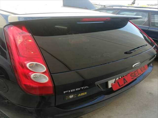 Portón Ford Fiesta HHJB