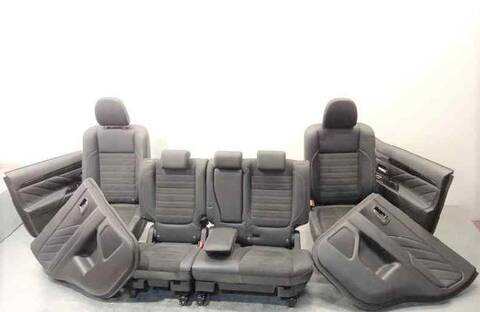 Foto 1ª: Asientos Traseros Mitsubishi Outlander PHEV KAITEKI 4WD 208CV 153KW [4B11] (2018)