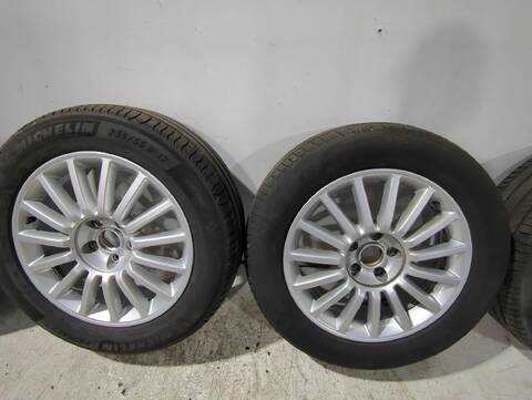 Foto 2ª: Juego LLantas Volkswagen Phaeton 3.0 V6 TDI 4MOTION 240CV [CARB CEXA] (2002)