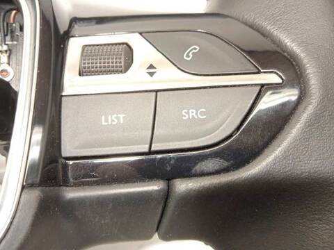 Foto 3ª: Volante Peugeot 5008 ACTIVE 131CV 96KW [HN05] (2021)