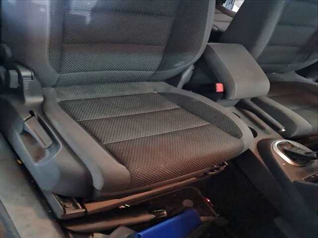 Foto 2ª: Asiento Delantero Derecho Volkswagen Touran 2.0 TDI 140CV 103KW [CFHC] (2013)