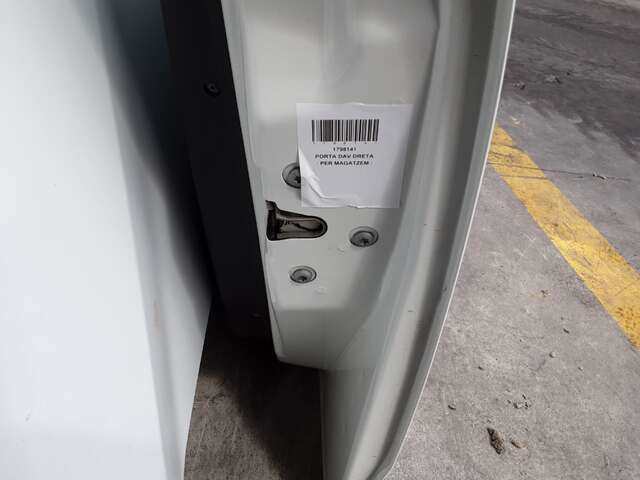 Foto 2ª: Puerta Delantera Derecha Fiat Punto 1.2 8V (2014)
