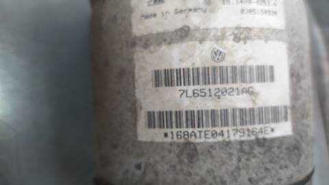 Foto 3ª: Amortiguador Trasero Izquierdo Volkswagen Touareg TDI V10 313CV 230KW [BLE] (2008)