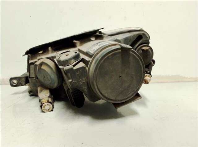 Foto 3ª: Faro Derecho Volkswagen Passat 2.0 TDI [CBDC]
