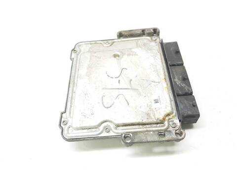 Centralita Motor ECU Renault Trafic COMBI 9 L1H1 28T 8-9 PLAZAS)
