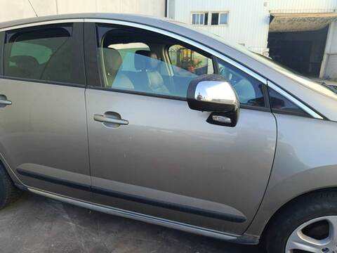 Puerta Delantera Derecha Peugeot 3008 9HR