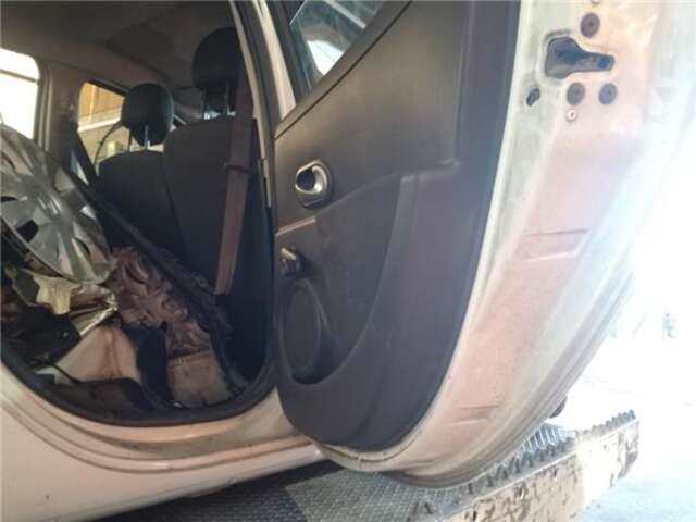 Foto 3ª: Puerta Trasera Derecha Renault Clio 1.5 PACK DYNAMIQUE [1.5 LTR. - 63 KW DCI DIESEL CAT] [k9k t7]