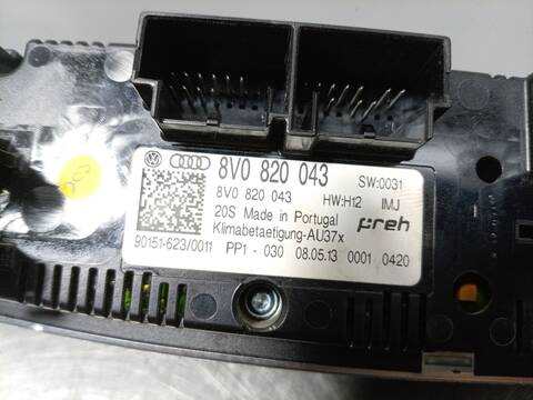 Foto 4ª: Mando Climatizador Audi A3 ATTRACTION 105CV 77KW [CLH] (2013)