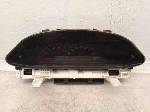 Cuadro de Instrumentos Toyota Yaris 1.4 TD CAT 90CV 66KW